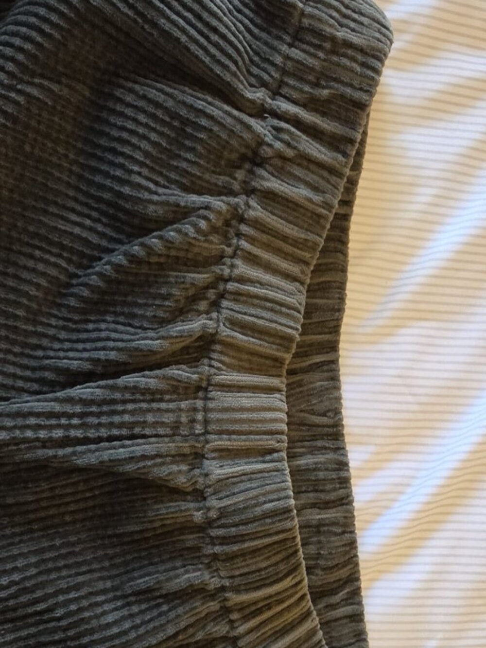 Naif Corduroy Pants in Olive Green - Picture 3 of 7